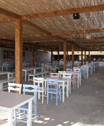 pırıl otel çeşme
