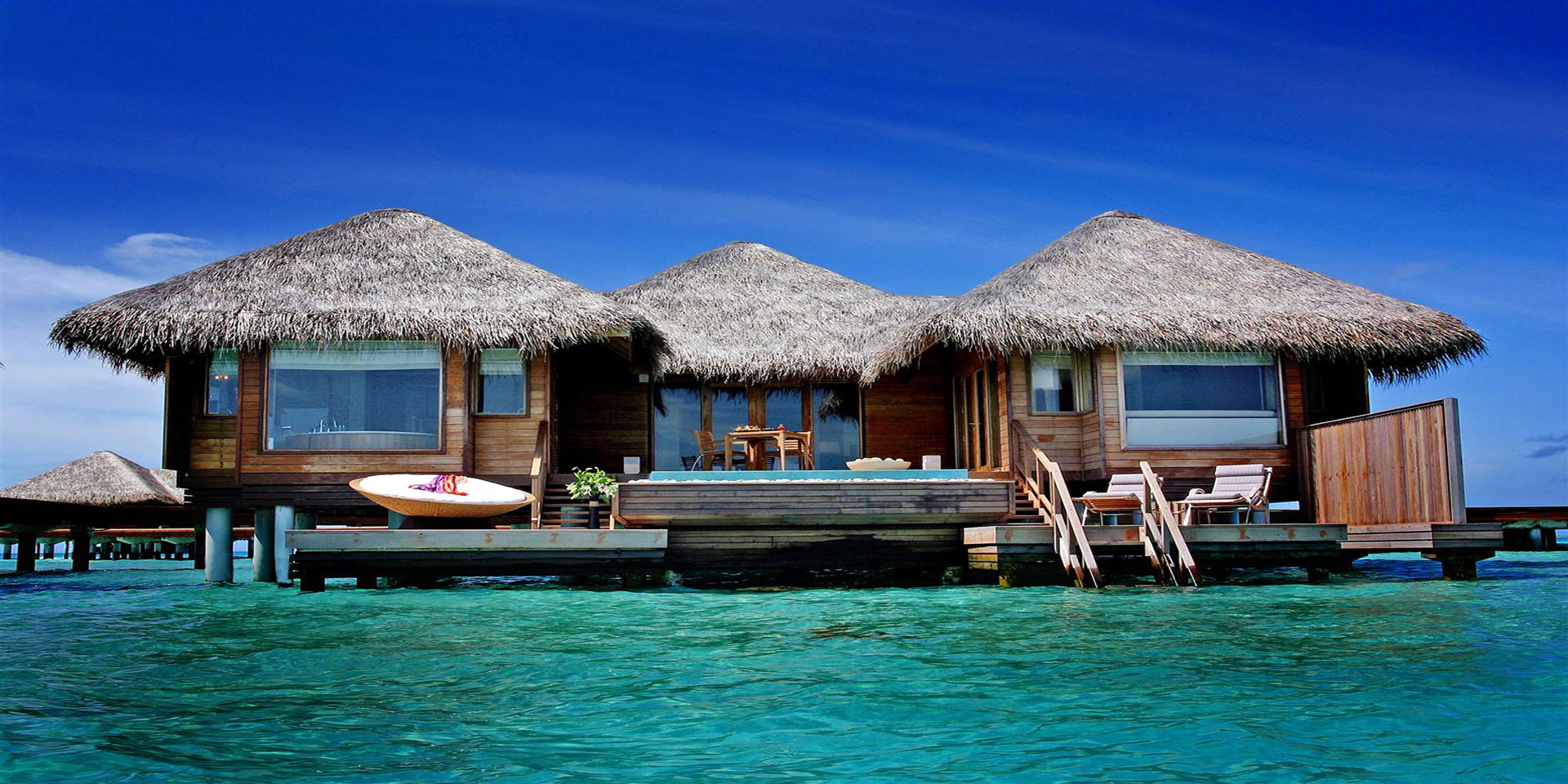 Beach-Bungalow-Maldives